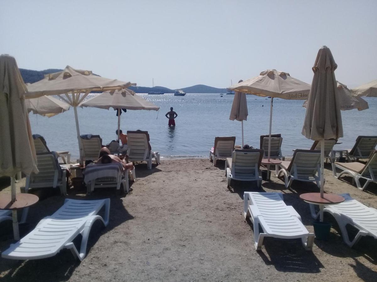 Uzhan Beach Hotel Bitez Bagian luar foto