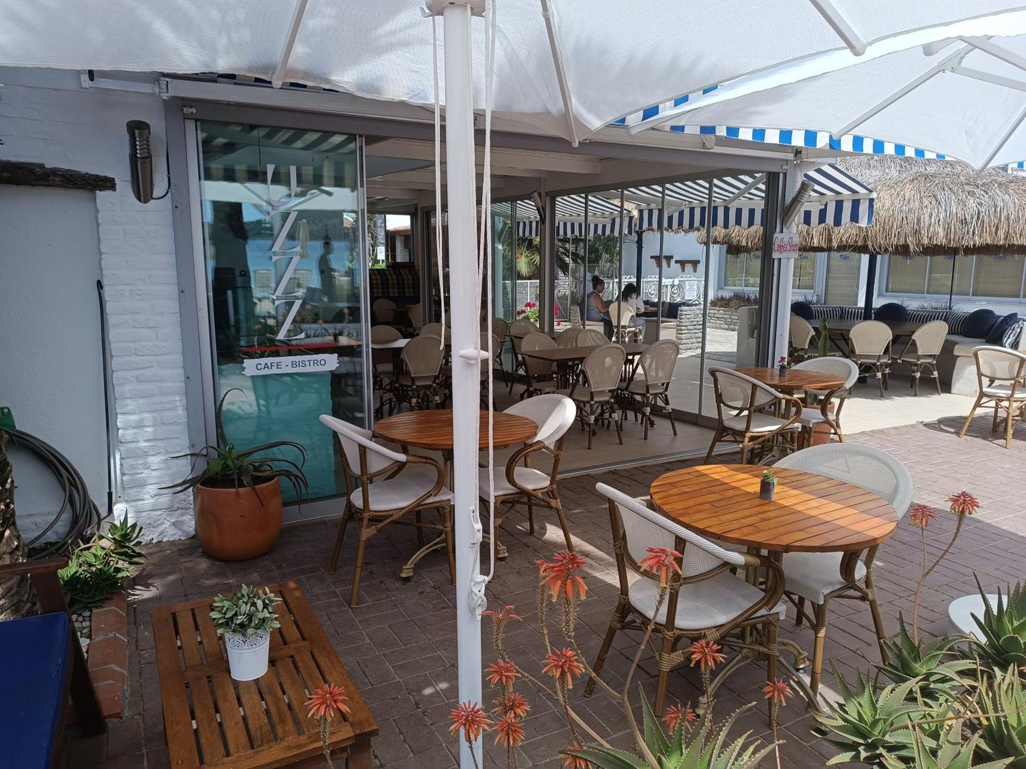 Uzhan Beach Hotel Bitez Bagian luar foto