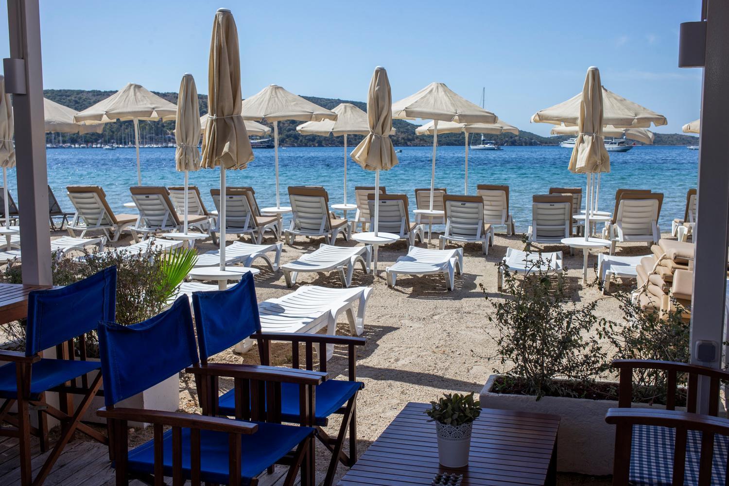 Uzhan Beach Hotel Bitez Bagian luar foto