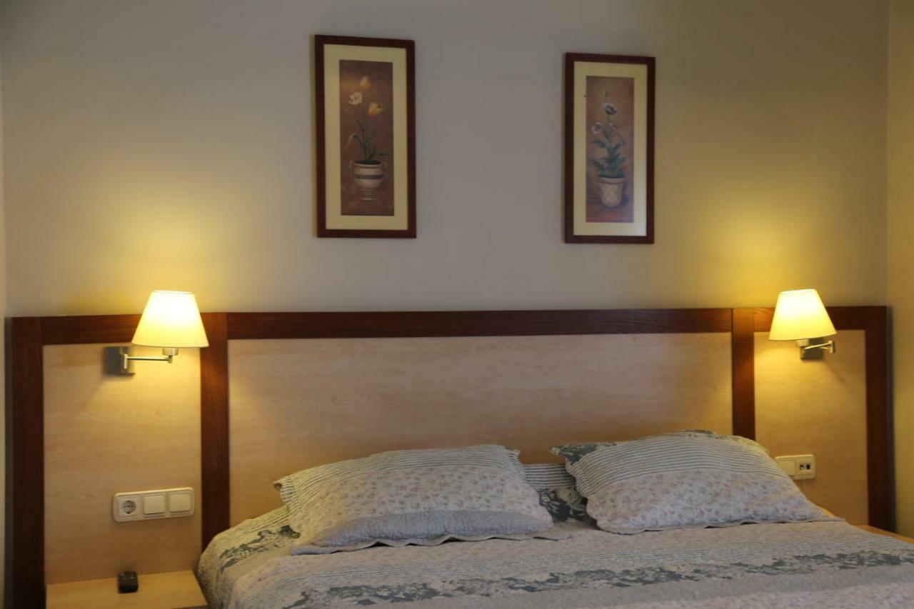 Uzhan Beach Hotel Bitez Bagian luar foto